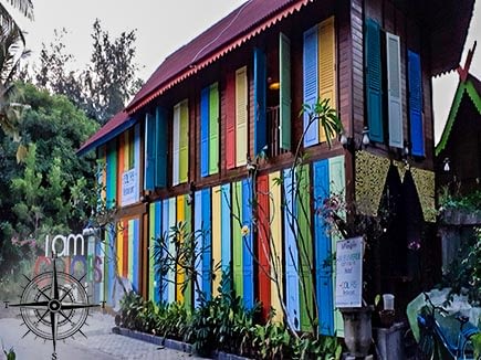 How To Get To The Gili Islands From Lombok 1 Multi-color Restaurant on Gili Islands